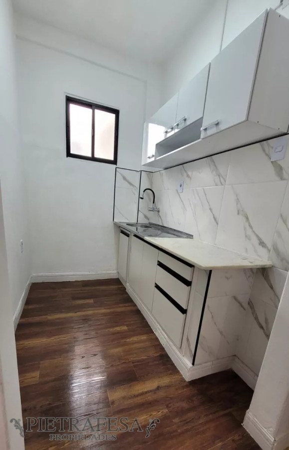 Apartamento ID.11908 - Apto con renta 2 dormitorios, 1 baño- Cordón 
