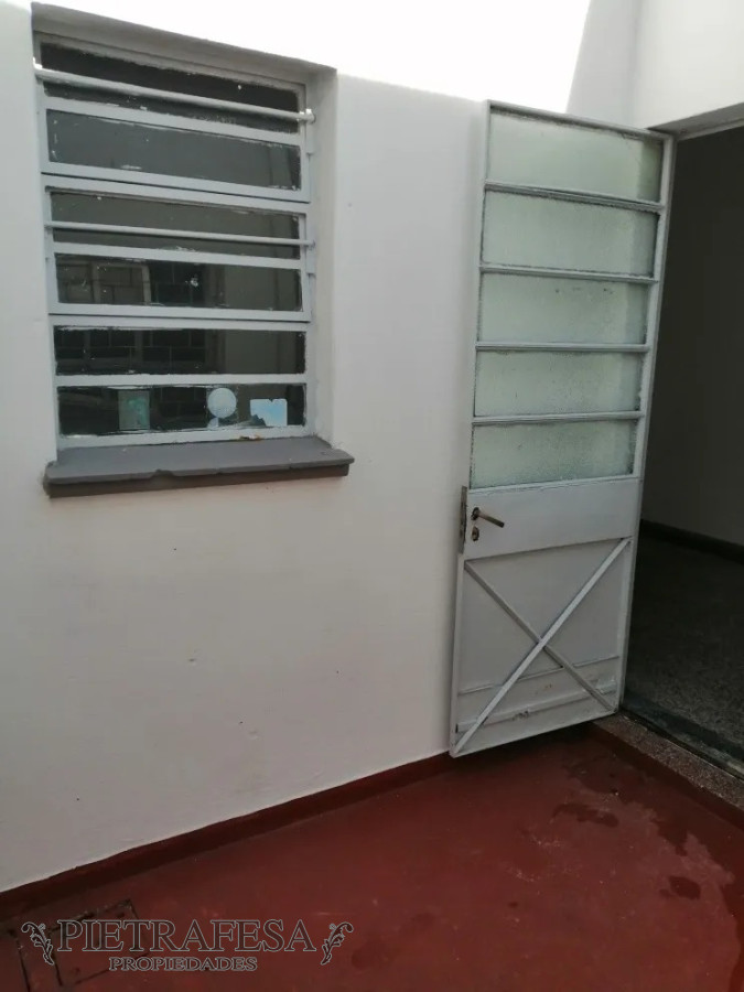 Apartamento ID.5063 - Apartamento en venta con renta , 1 dormitorio, 1 baño y patio-Estanislao Vega-Cerrito.