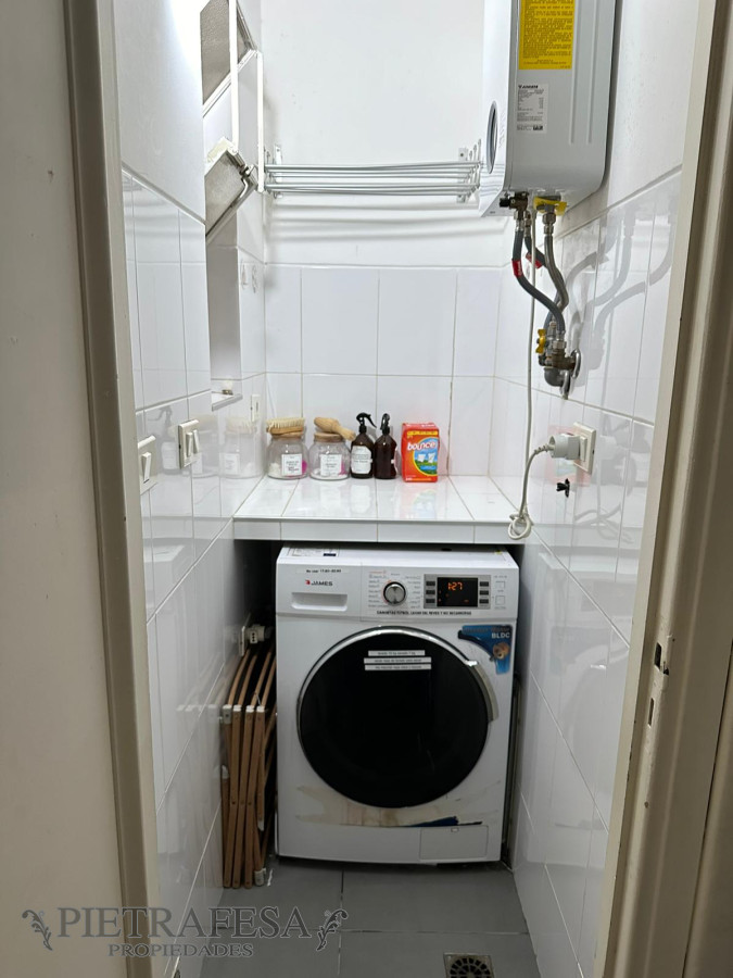 Apartamento ID.12147 - Apto en venta 3 dormitorios, 2 baños, cochera-Pocitos 
