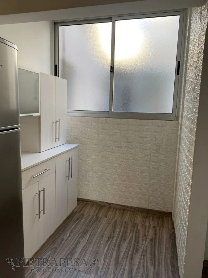 Apartamento ID.13727 - Apartamento en alquiler, 3dorm, 2baños, terraza, garaje. Atahualpa.