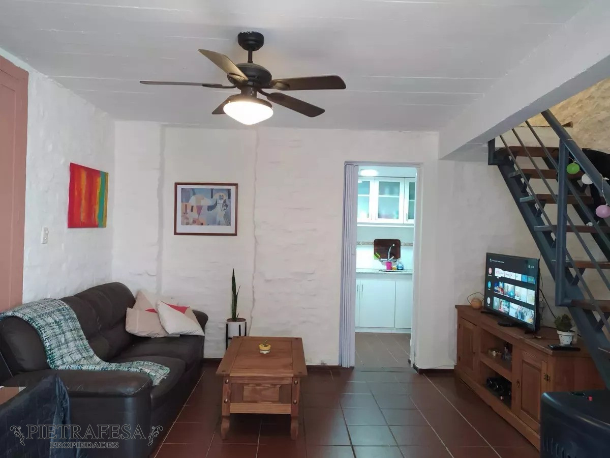Apartamento ID.11927 - Apto en venta 2 dormitorios, 1 baño, patio-Palermo