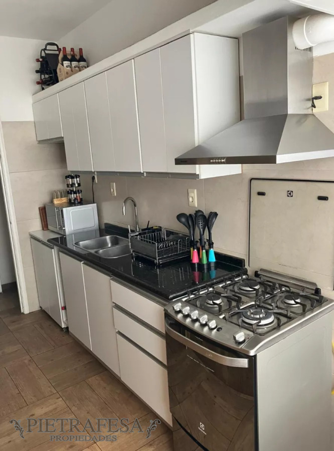 Apartamento ID.12115 - Apto en venta 3 dormitorios, 2 baños-Centro