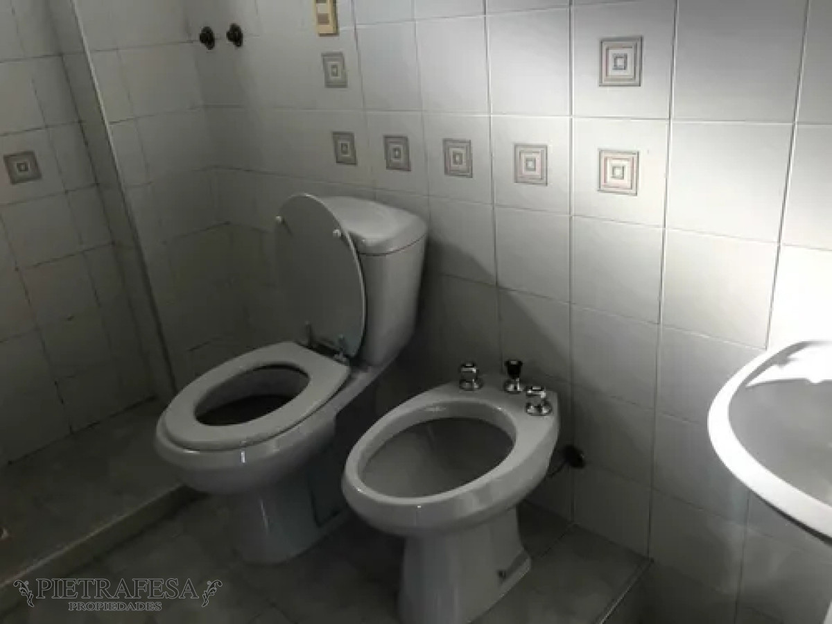 Apartamento ID.13825 - Apartamento en alquiler, 1 dormitorio, 1baño, balcón. La Blanqueada.
