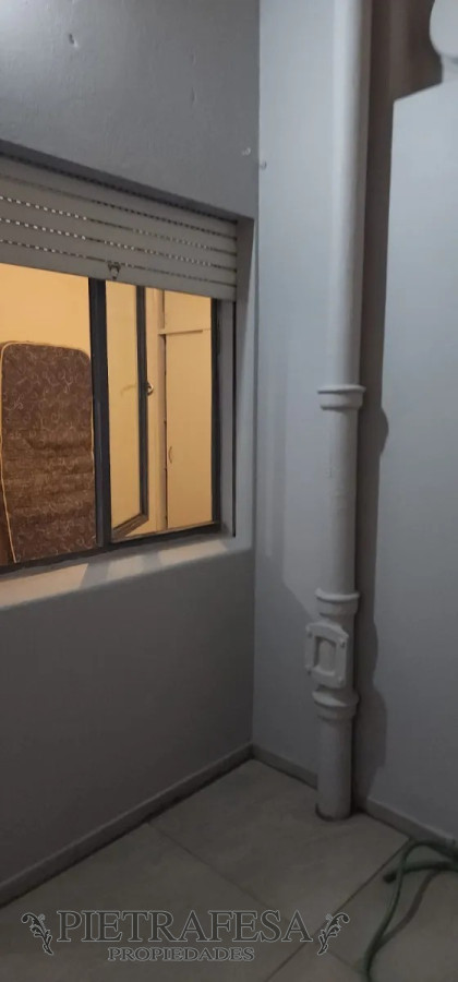 Apartamento ID.13567 - Apto en venta 1 dormitorio, 1 baño y patio-La Comercial 
