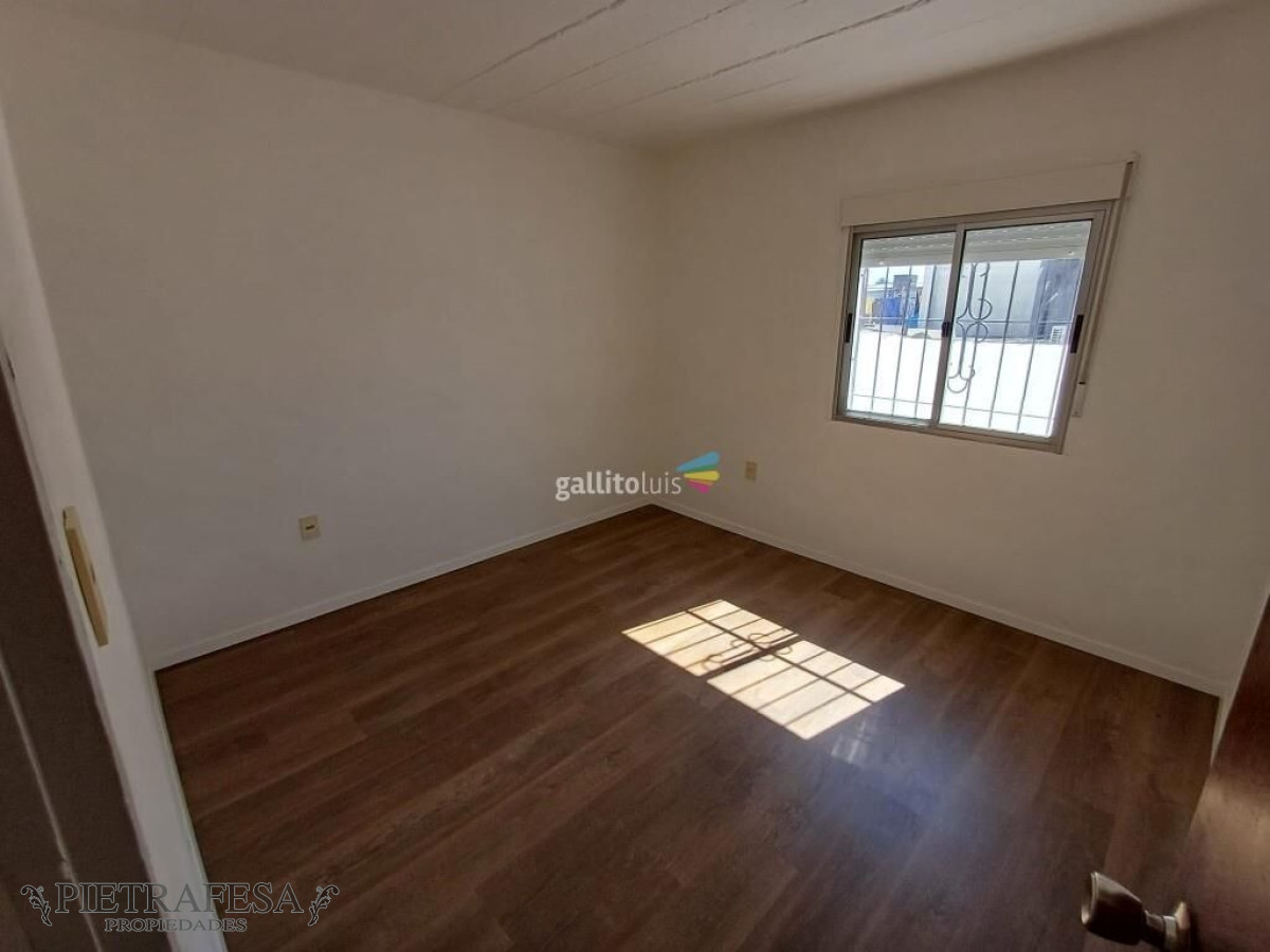 Apartamento ID.10830 - Apto en venta 2 dormitorios, 1 baño, cochera-Jacinto Vera
