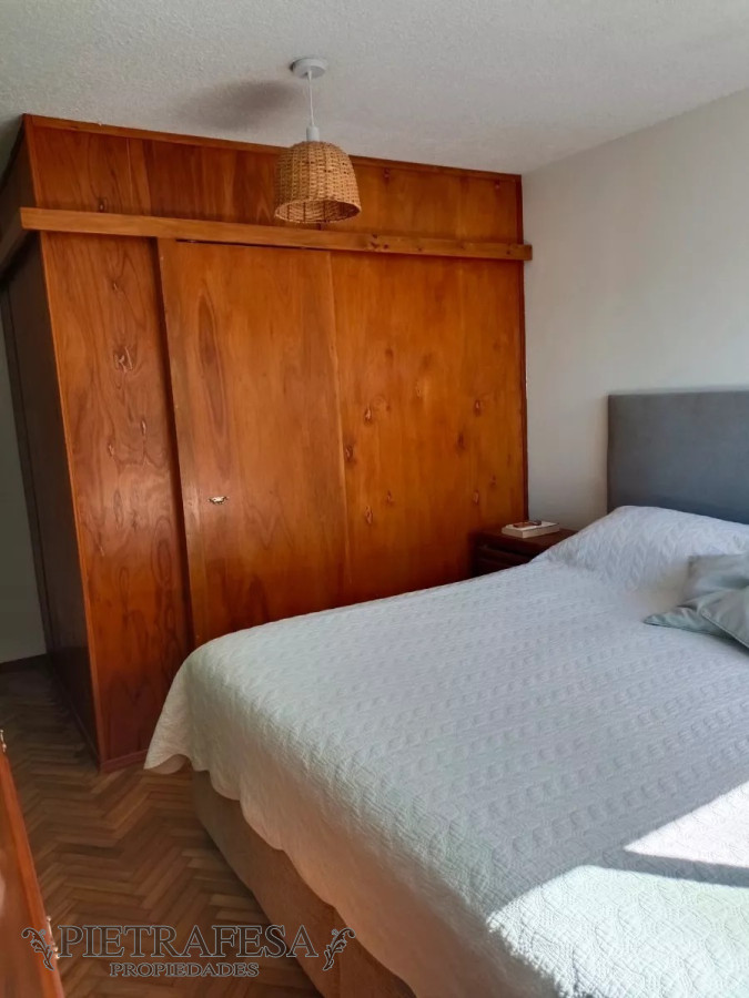 Apartamento ID.6165 - Apartamento en venta 4 dormitorios, 2 baños-Cuareim -Aguada 