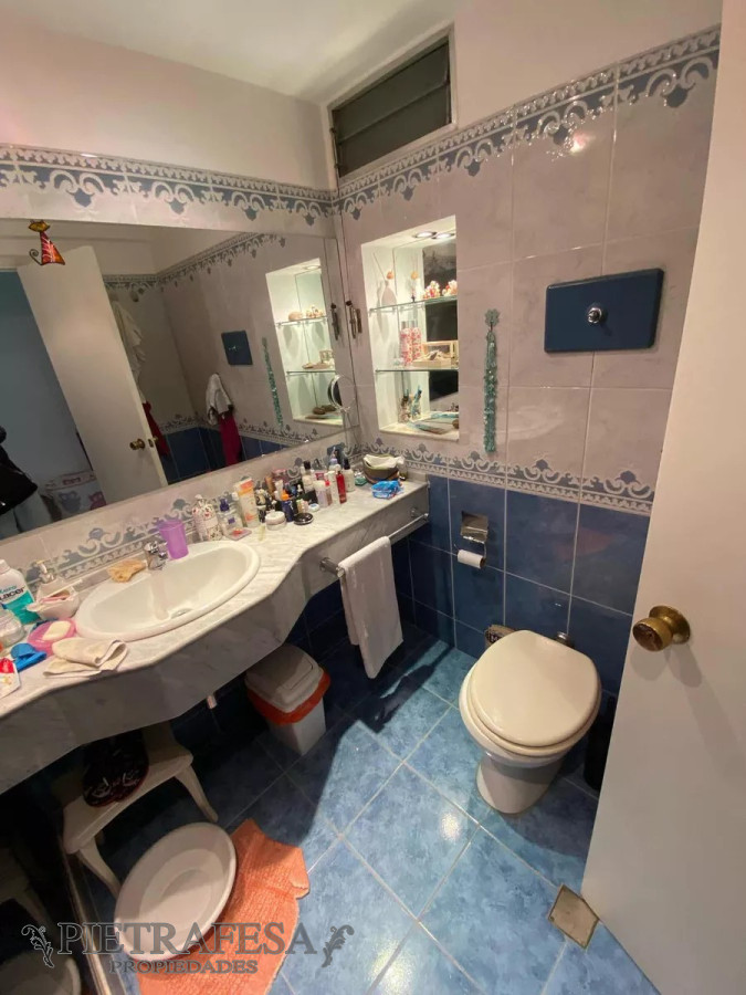 Apartamento ID.8196 - Apartamento en venta, 3 dormitorio, 2 baños, terraza y cochera- Cebollatí -Palermo
