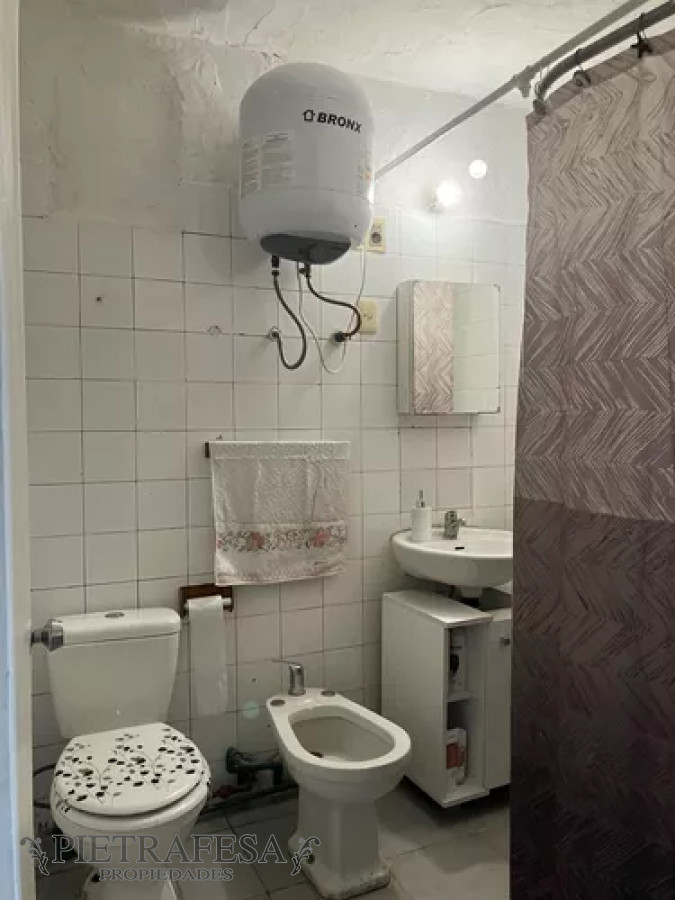 Apartamento ID.12764 - Apartamento en alquiler, 2dormitorios, 1baño. Malvin Norte.