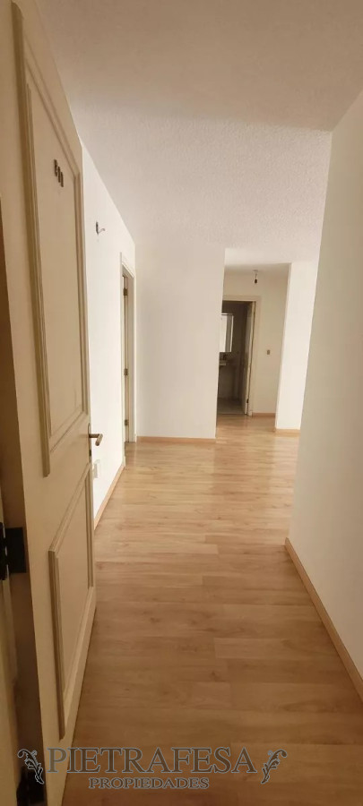 Apartamento ID.11048 - Apto en venta 2 dormitorios, 1 baño, gje- Tres Cruces