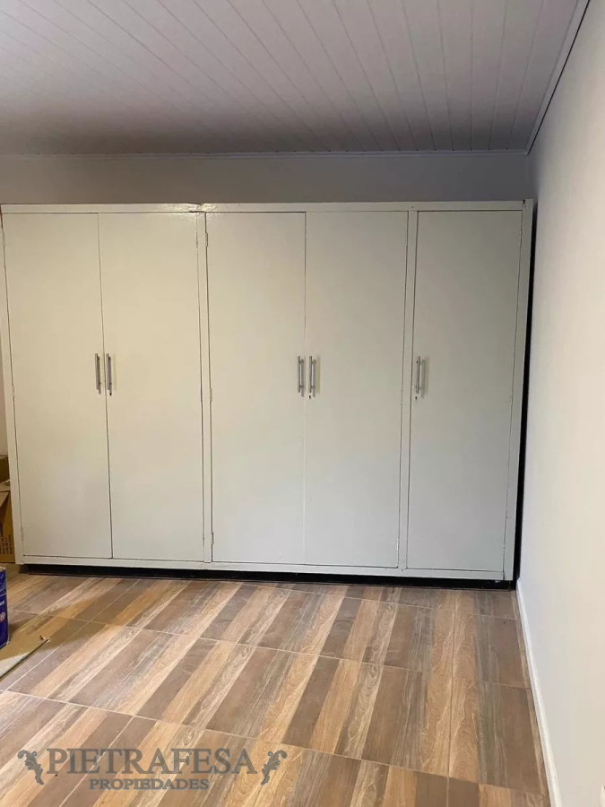 Apartamento ID.5897 - Apartamento en venta con renta, 3 dormitorios, 1 baño y azotea- Arenal Grande-Villa Muñoz