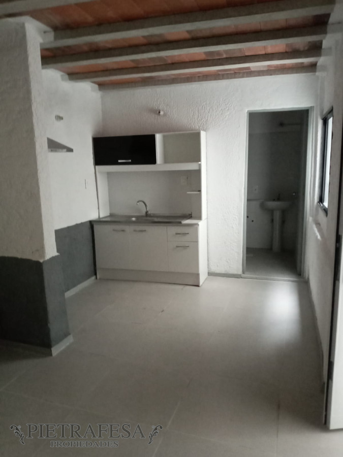 Apartamento ID.1082 - 5 Apartamentos en Defensa  y Daniel Muñoz - Tres cruces 