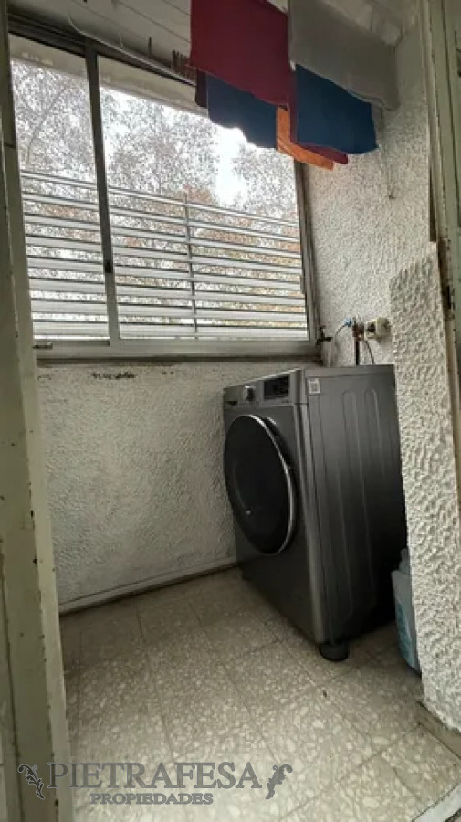 Apartamento ID.13828 - Apartamento en alquiler, 2 dormitorios, 2 baños, terraza, garaje. Centro.
