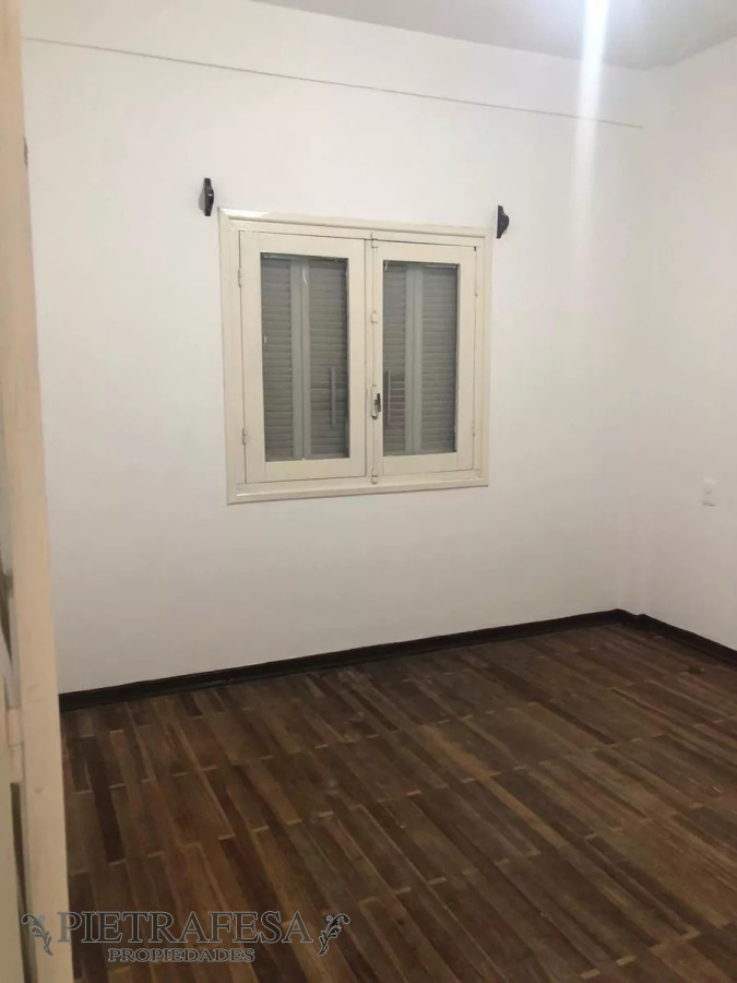 Apartamento ID.7269 - Apartamento en venta con renta, 2 dormitorios, 1 baño-Ituzaingó-Ciudad Vieja
