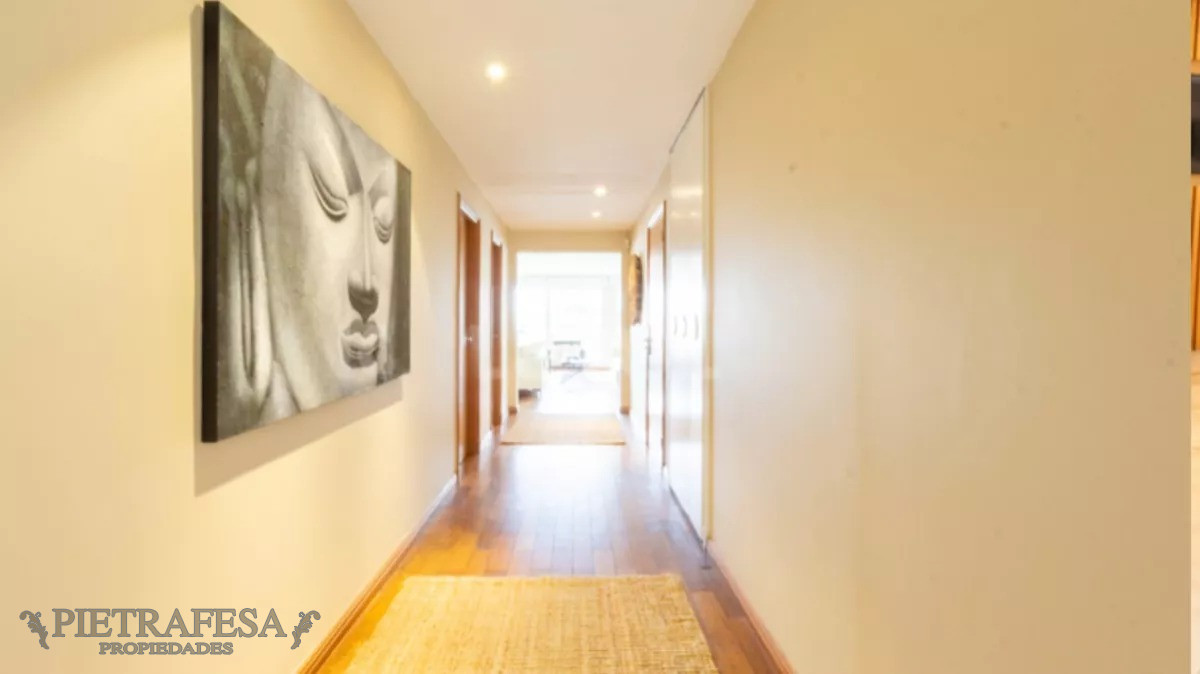 Apartamento ID.12542 - Apto en venta con renta, 3 dormitorios, terraza, garaje-Pocitos 