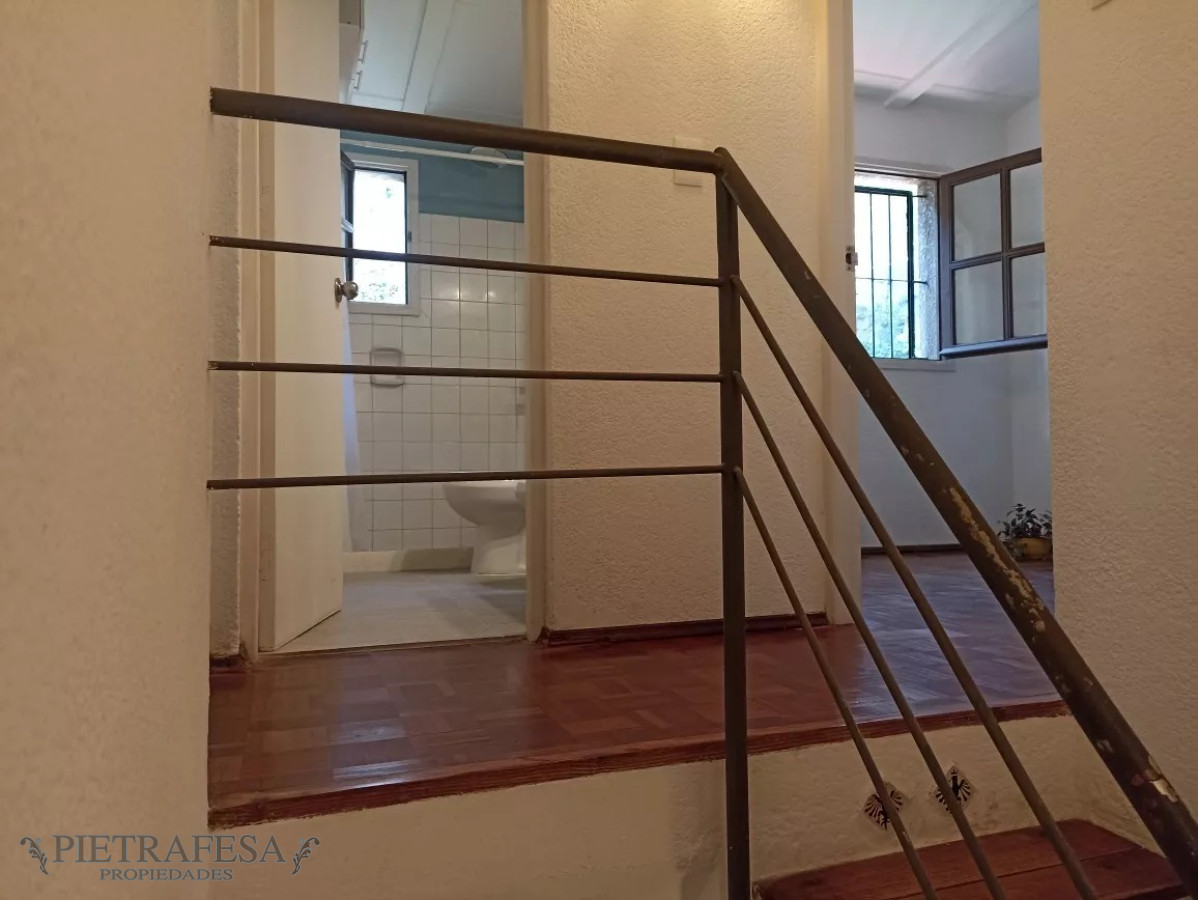 Apartamento ID.9413 - Apto en venta 2 dormitorios, 1 baño, patio-Barrio Sur
