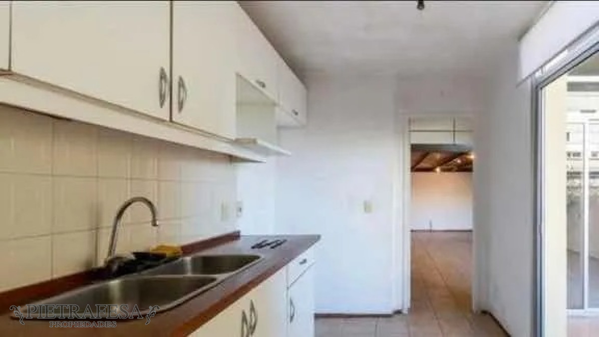 Apartamento ID.695 - Apartamento en venta 2 dormitorios 1 baño con amplia terraza- Isidoro de Maria- Aguada C / RENTA
