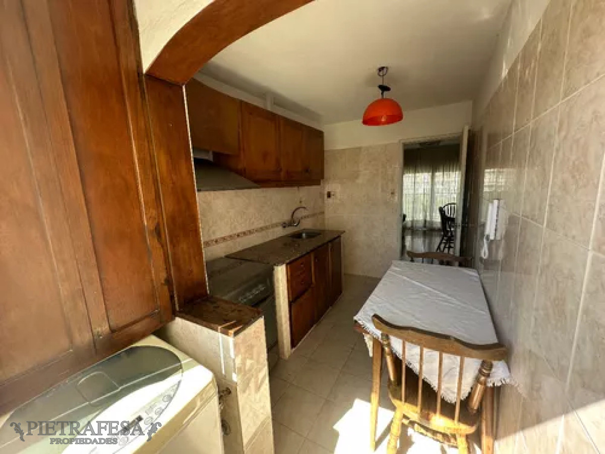 Apartamento ID.12715 - Apartamento en venta, 2dormitorios, 1baño, terraza lavadero. Malvin.