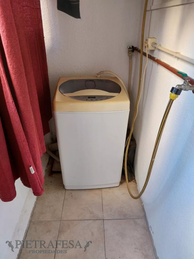 Apartamento ID.11085 - Apartamento en venta, 2dormitorios, 1baño-Colón