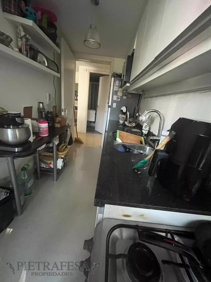 Apartamento ID.8554 - Apartamento en venta 3 dormitorios, 2 baños, patio y garaje-Millán-Prado