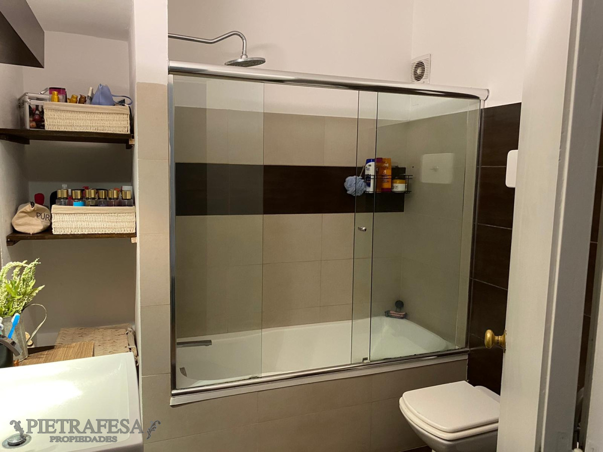 Apartamento ID.1758 - Apartamento en venta 4 dormitorios 3 baños con garaje - Zelmar Michelini - Centro 