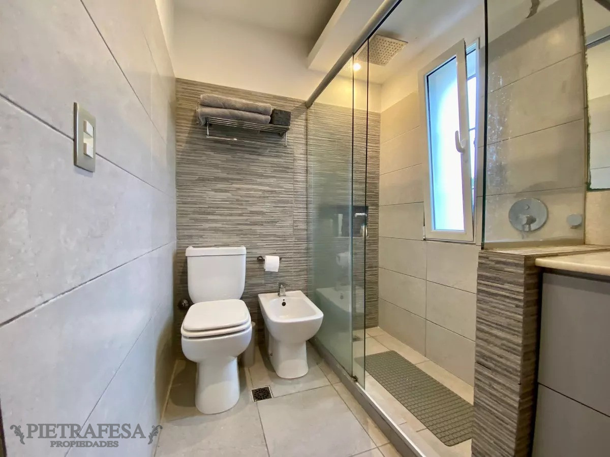Apartamento ID.8074 - Apartamento en venta 2 dormitorios, 2 baños y balcón- Tomás De Tezanos -Buceo