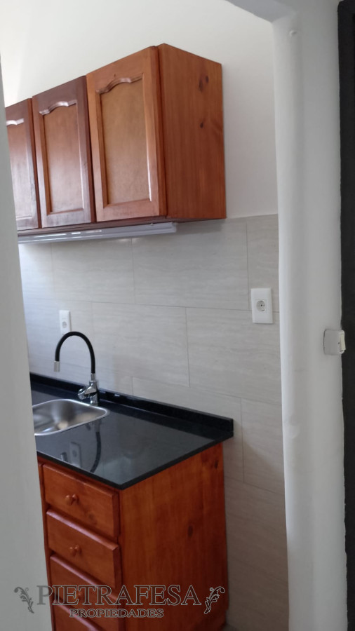 Apartamento ID.12518 - Apto en venta con renta 1 dormitorio-Centro