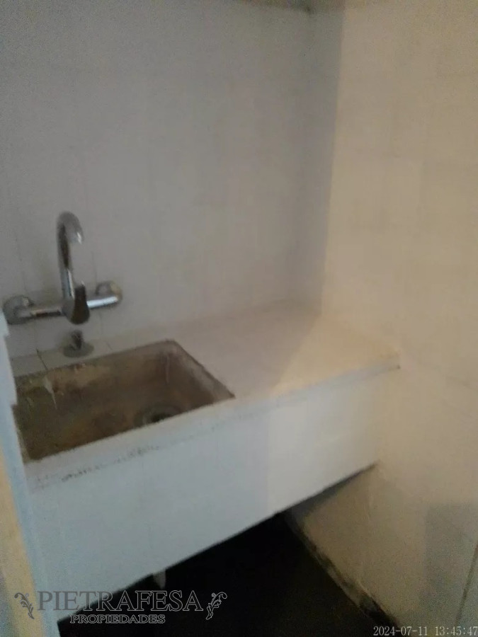 Apartamento ID.12114 - Apto en venta con renta, 2 dorm, 1 baño-Ciudad Vieja 