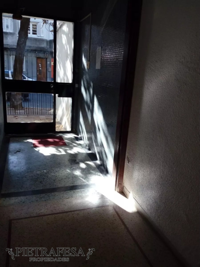 Apartamento ID.7998 - Apartamento en venta 2 dormitorios, 1 baño y balcón-José L. Terra-Goes