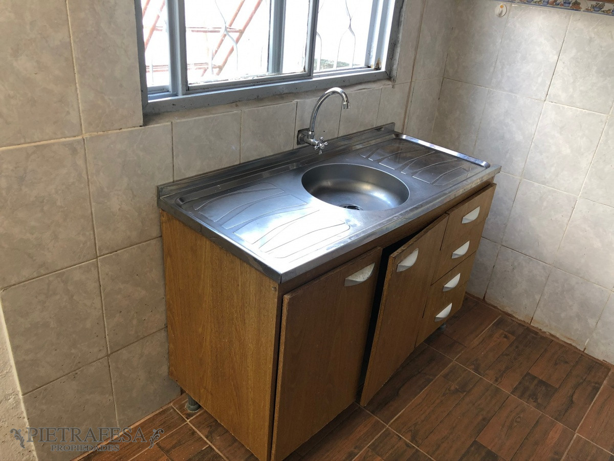 Apartamento ID.5620 - Venta de 2 aptos con renta, 2 dormitorios, 1 baño y patio- Juan Francisco Martínez -Villa Española