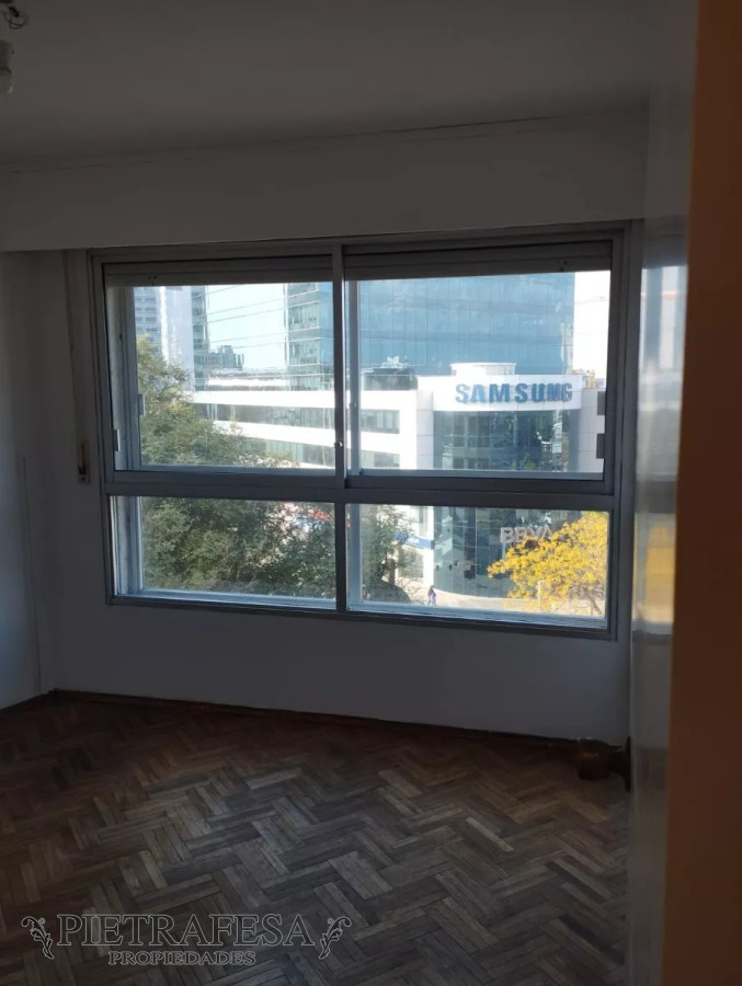 Apartamento ID.6739 - Apartamento en venta 3 dormitorios, 1 baño-  Bulevar 26 De Marzo- Pocitos