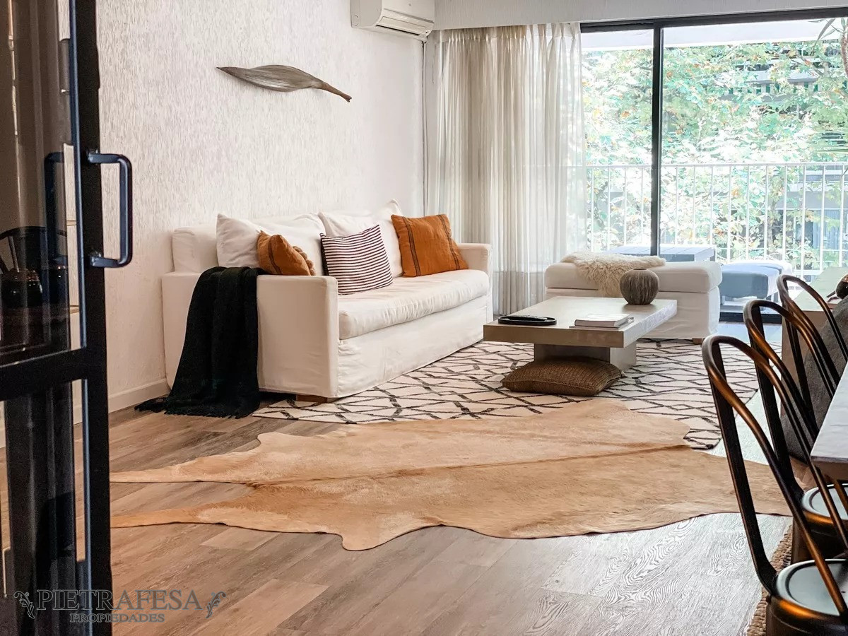 Apartamento ID.8738 - Apto en venta 3 dormitorios, 2 baños, terraza y gje-Pocitos