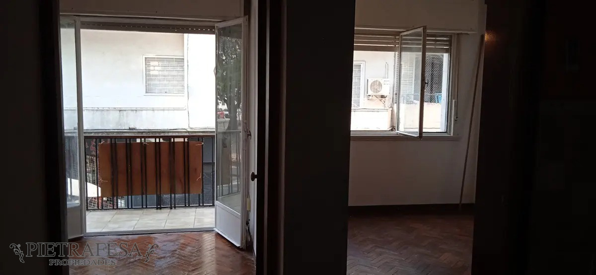 Apartamento ID.7878 - Apartamento en venta 2 dormitorios, 1 baño y patio-Alzáibar -Ciudad Vieja