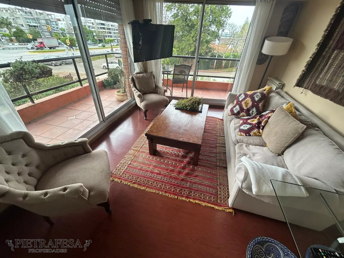 Apartamento ID.11547 - Apto en venta 3 dormitorios, 3 baños-  Parque Miramar