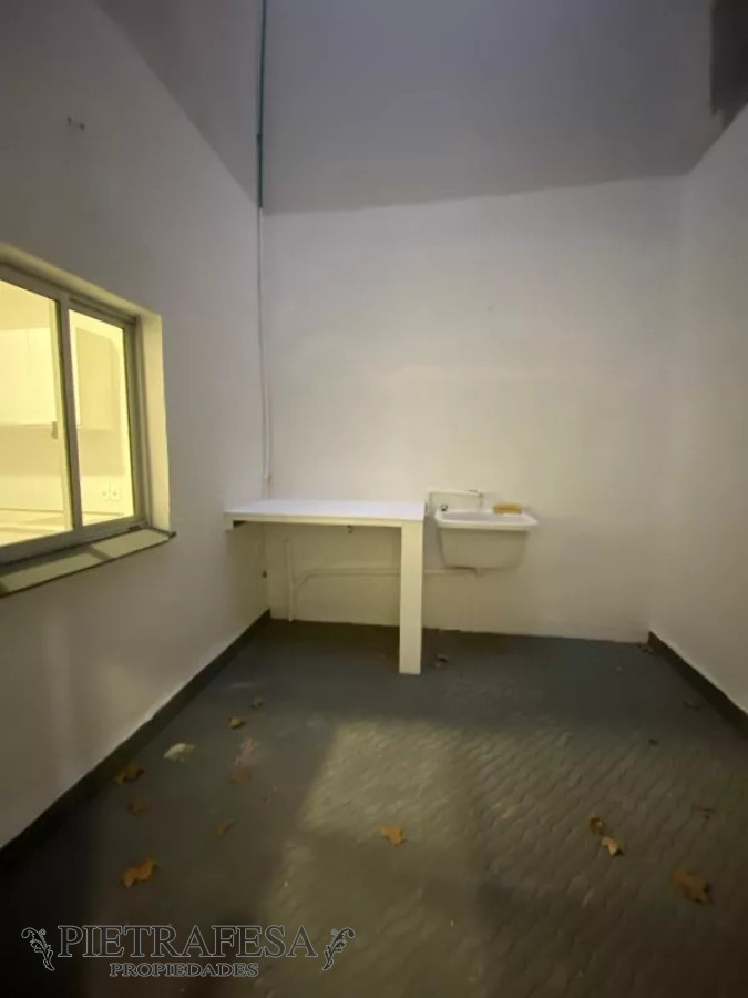 Apartamento ID.8906 - Apto en venta 2 dormitorios, 1 baño y balcón-La Blanqueada