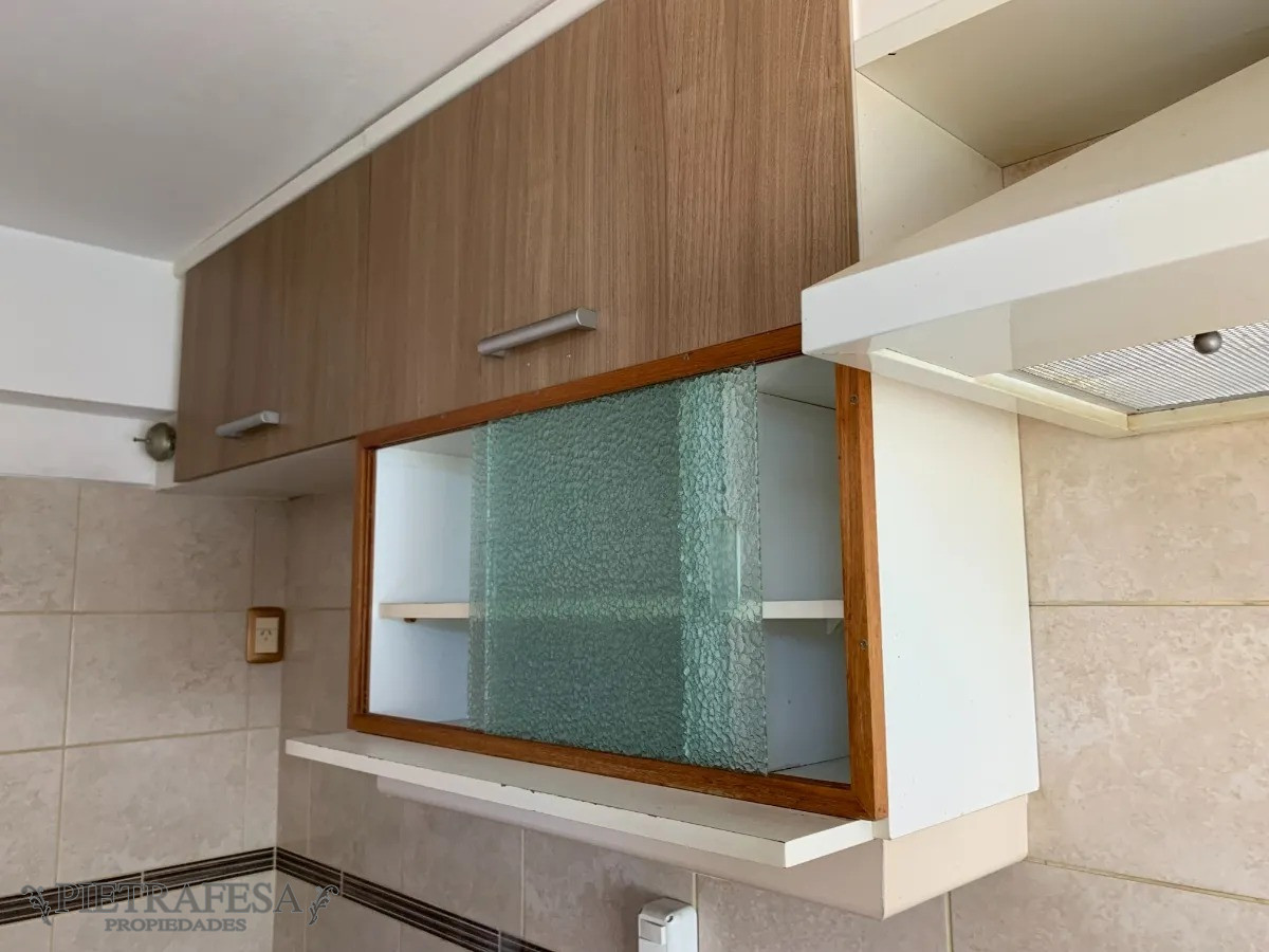 Apartamento ID.13795 - Apto en venta 4 dormitorios, 2 baños, garaje-Reducto 