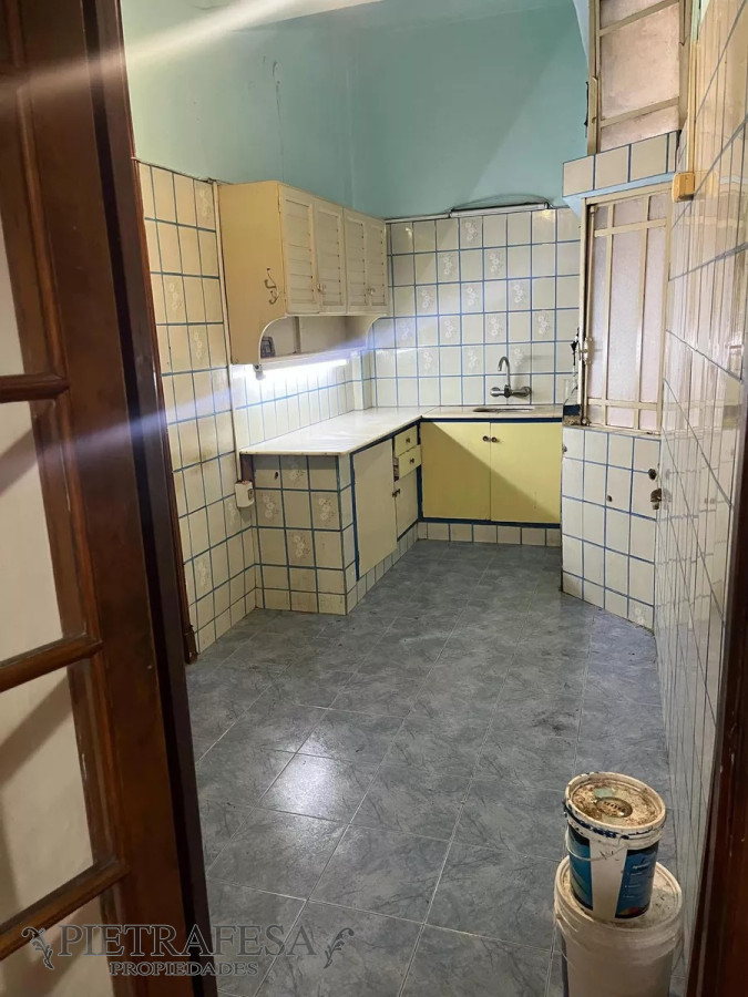 Apartamento ID.12083 - Apto en venta 3 dormitorios, 1 baño-Centro 