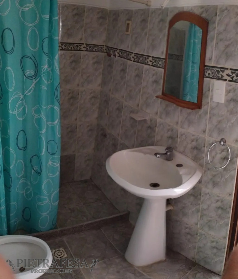 Apartamento ID.4428 - Apartamento en venta con renta - 2 dormitorios- 1 baño - azotea - Av. Gonzalo Ramírez - Palermo