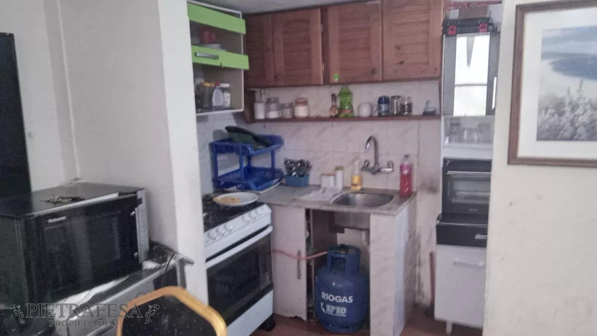 Apartamento ID.12880 - Apto en venta con renta 2 dorm, 1 baño-Aguada