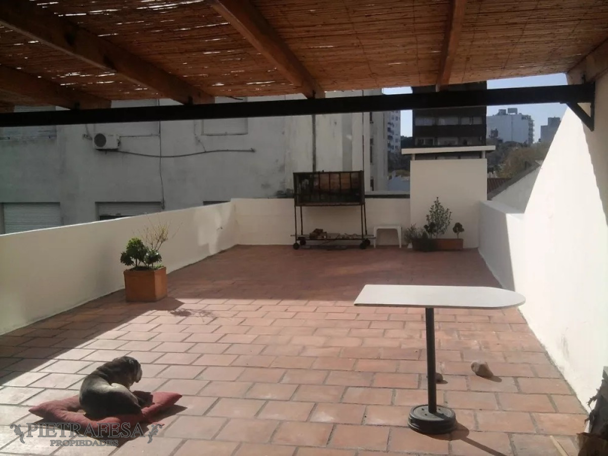 Apartamento ID.8689 - Apto en venta 2 dormitorios, 1 baño y patio-Pocitos