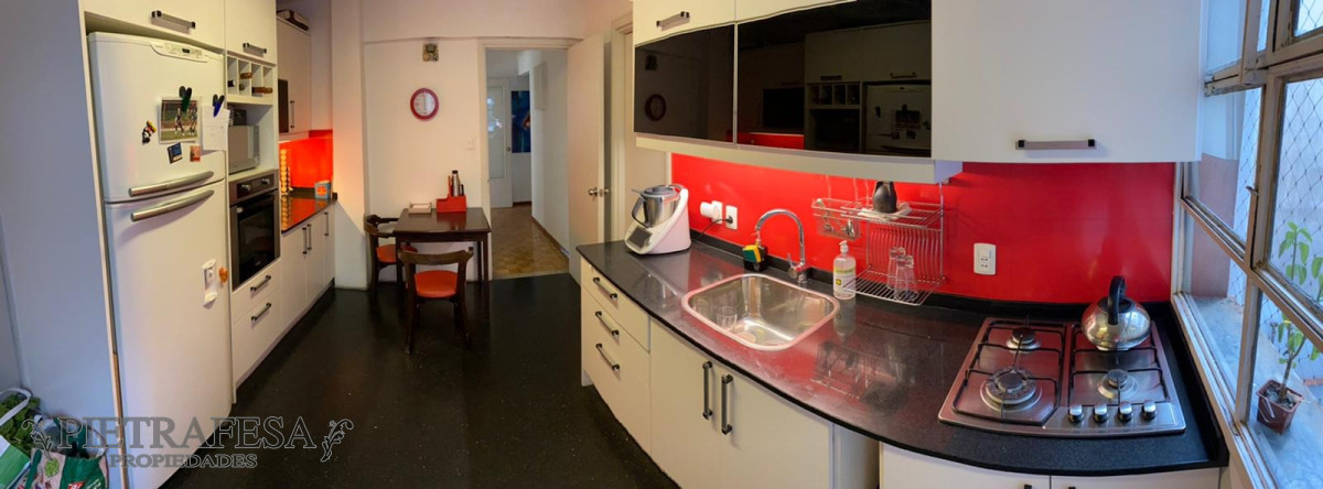 Apartamento ID.1758 - Apartamento en venta 4 dormitorios 3 baños con garaje - Zelmar Michelini - Centro 