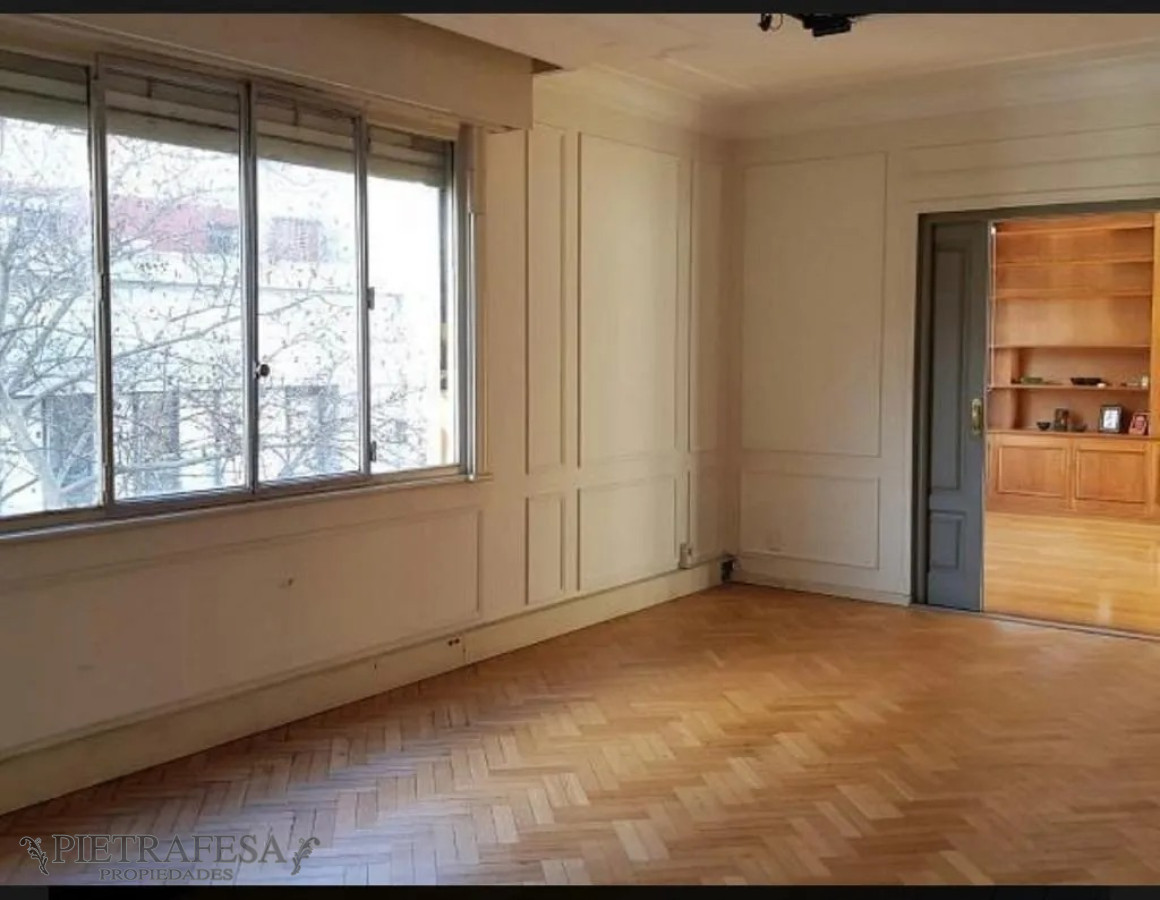 Apartamento ID.13665 - Apto en venta 7 dormitorios, 5 baños, ideal empresa-Centro 