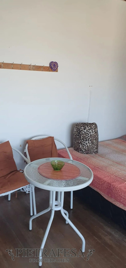 Apartamento ID.4135 - Apartamento en venta con renta - Monoambiente - 1 baño - Palacio Salvo - Centro