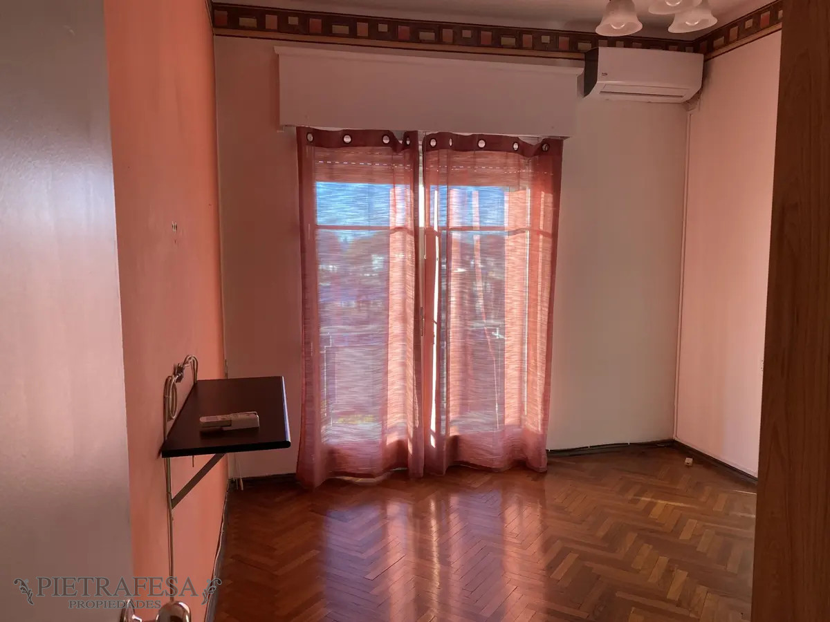 Apartamento ID.13727 - Apartamento en alquiler, 3dorm, 2baños, terraza, garaje. Atahualpa.