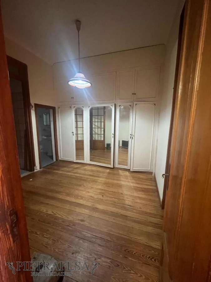 Apartamento ID.12083 - Apto en venta 3 dormitorios, 1 baño-Centro 