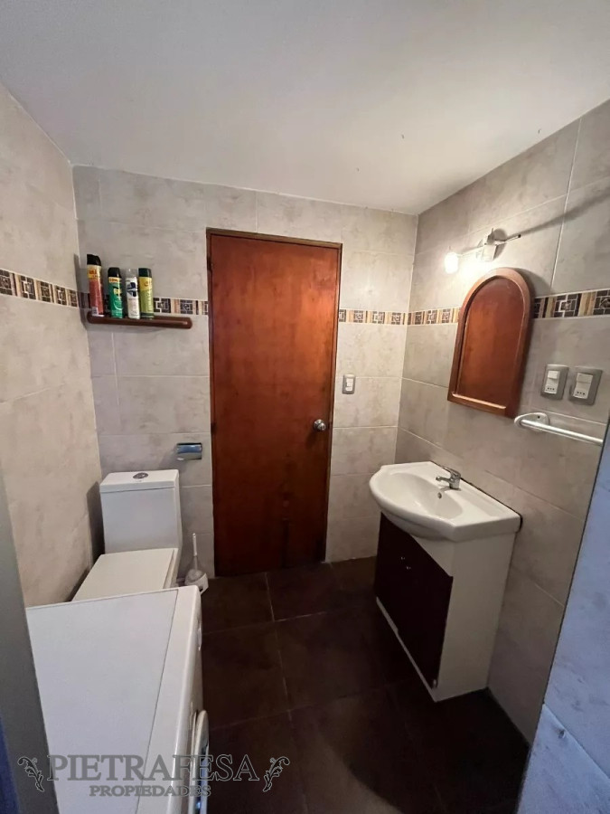 Apartamento ID.8181 - Duplex en venta 3 dormitorios, 1 baño y patio con parrillero- Ricardo Palma - Flor de Maroñas