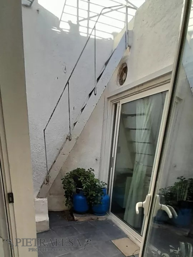 Apartamento ID.11313 - Ph en venta 2 dormitorios, 1 baño, azotea-La Blanqueada