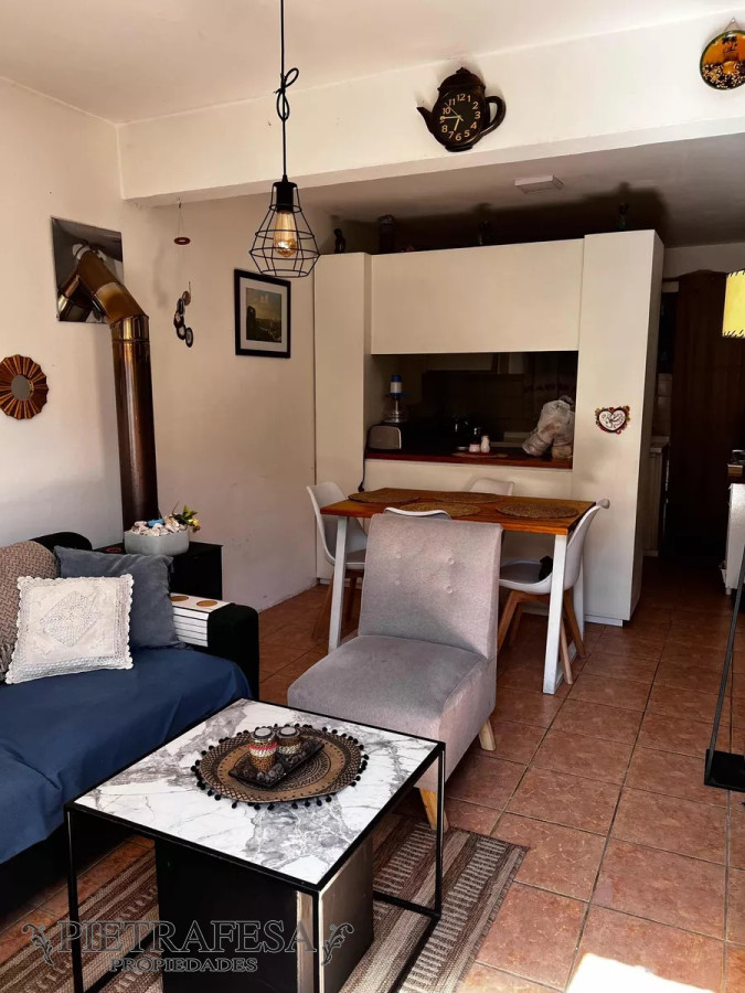 Apartamento ID.11981 - Dúplex en venta, 3 dormitorios, 1 baño,gje-Maroñas