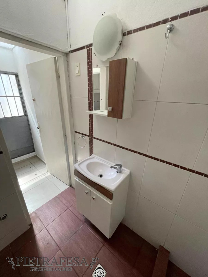 Apartamento ID.11830 - Apto con renta 1 dormitorio, cochera-Villa Española