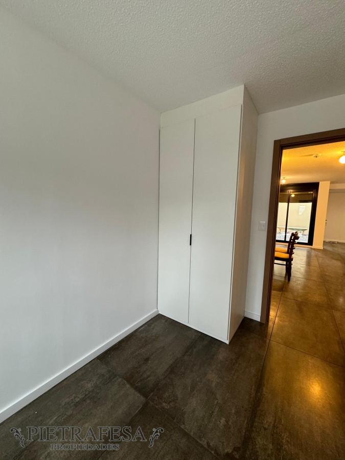 Apartamento ID.10511 - Apartamento en venta, 2 dorm, 1 baño, patio. Prado.