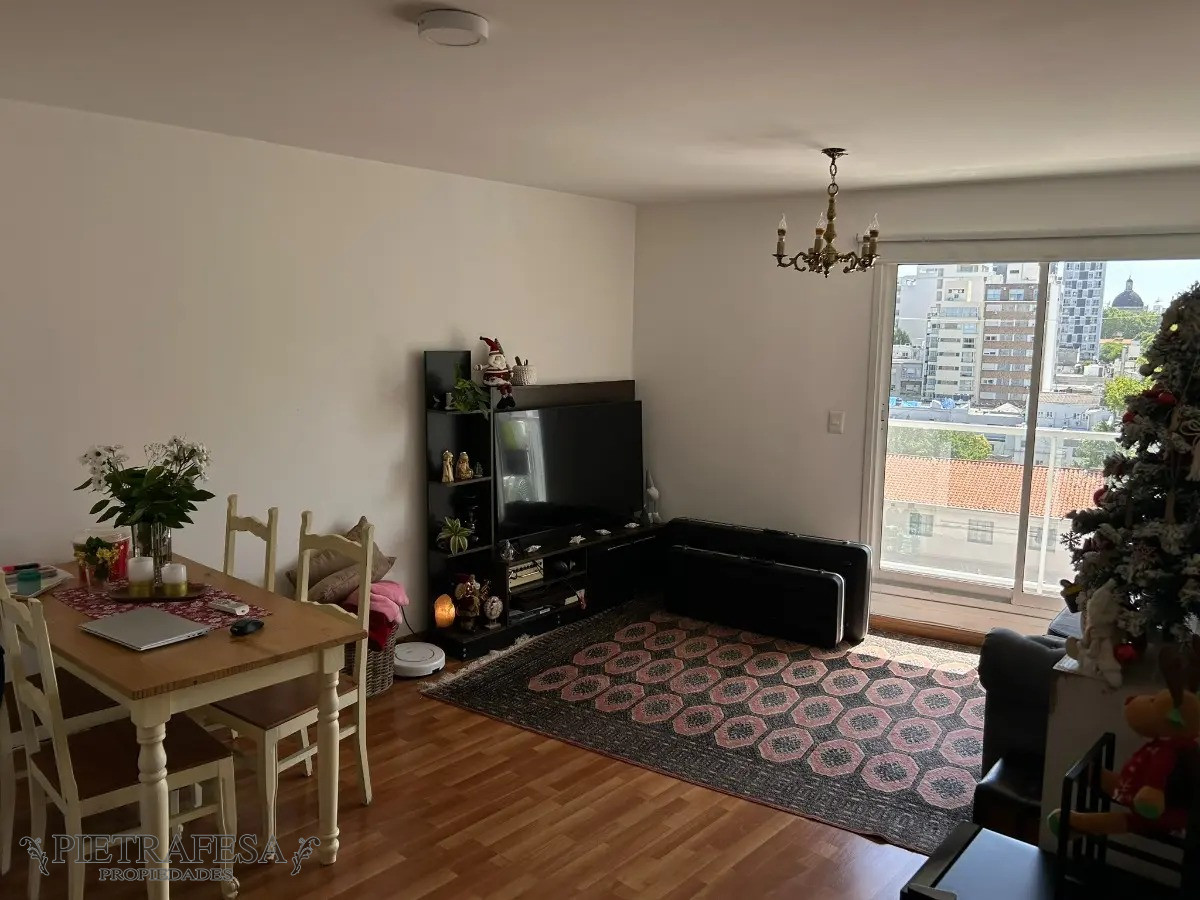 Apartamento ID.8493 - Apartamento en venta con renta 2 dormitorio, 1 baño y garaje- Gaboto- Cordón
